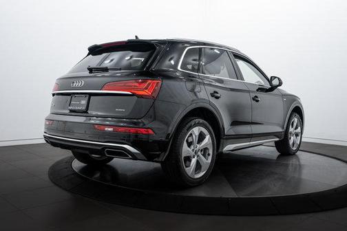 2025 Audi Q5 45 S line Premium Plus