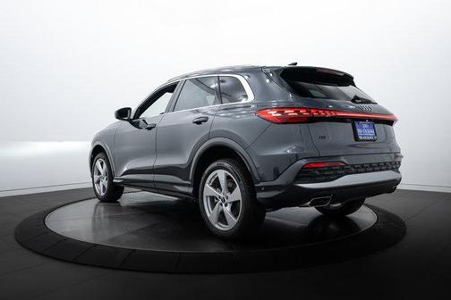 2025 Audi Q5 Premium Plus