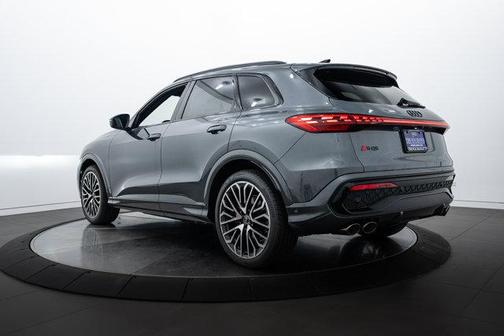 2025 Audi SQ5 3.0T Premium Plus