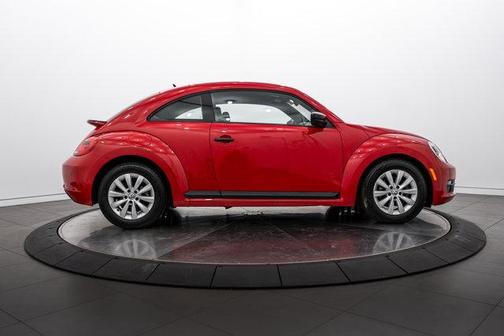 2016 Volkswagen Beetle 1.8T S