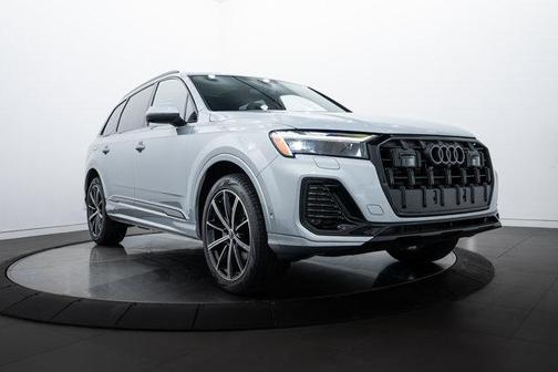 2025 Audi Q7 45 Premium Plus