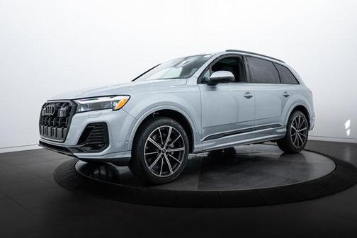 2025 Audi Q7 45 Premium Plus