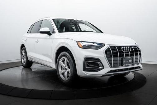 2023 Audi Q5 40 Premium