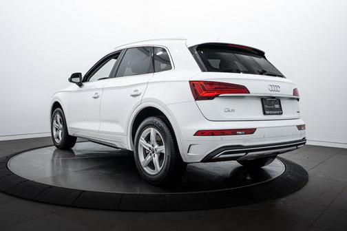 2023 Audi Q5 40 Premium