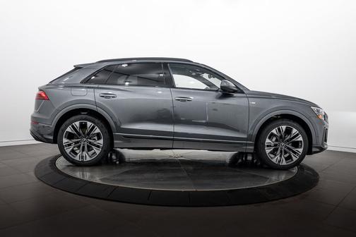 Daytona Gray 2026 Audi Q8 55 Premium Plus