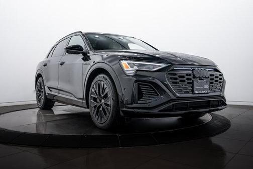 2024 Audi Q8 e-tron Prestige