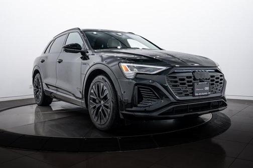 2024 Audi Q8 e-tron Prestige