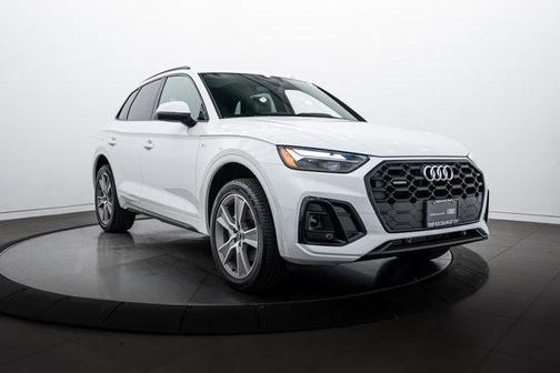 2025 Audi Q5 45 S line Premium