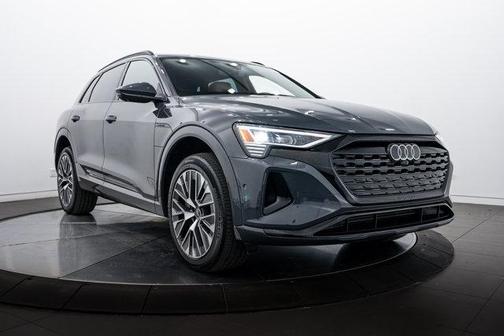 2024 Audi Q8 e-tron Premium Plus