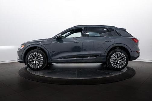 2024 Audi Q8 e-tron Premium Plus