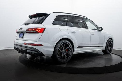 Glacier White 2026 Audi SQ7 4.0T Prestige