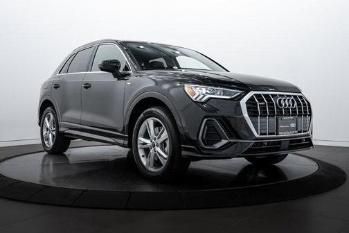 2024 Audi Q3 S line Premium