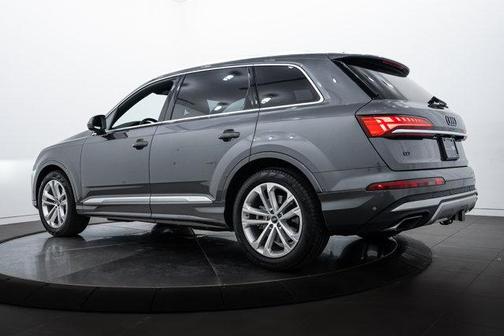 2025 Audi Q7 55 Prestige