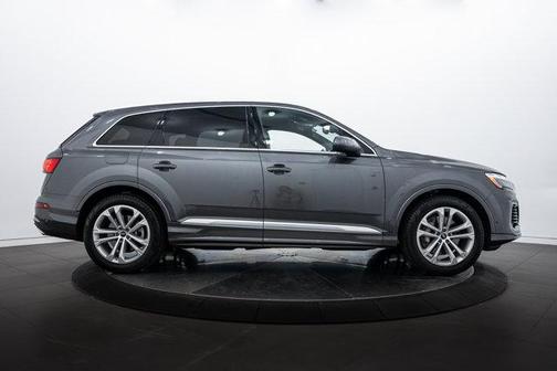 2025 Audi Q7 55 Prestige