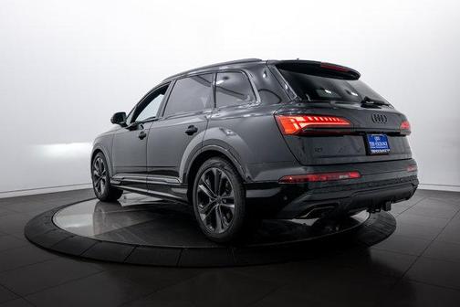 2026 Audi Q7 55 Premium Plus