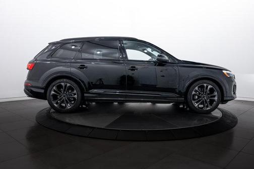 2026 Audi Q7 55 Premium Plus