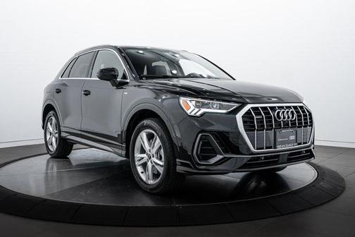 2024 Audi Q3 45 S line Premium Plus