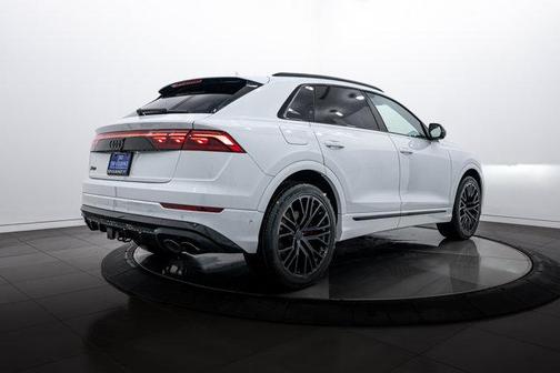 2026 Audi SQ8 4.0T Prestige