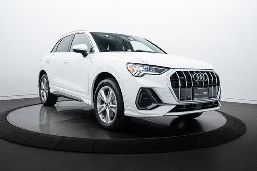 2024 Audi Q3 45 S line Premium Plus