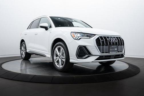 2024 Audi Q3 45 S line Premium Plus