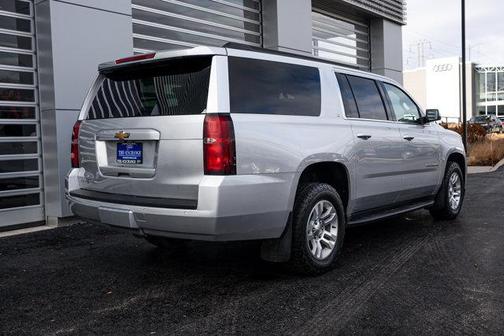 2017 Chevrolet Suburban LT