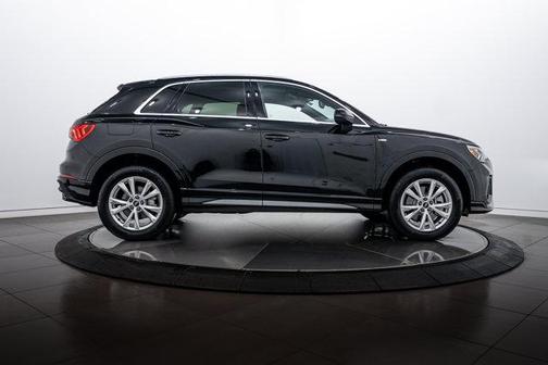 2025 Audi Q3 45 S line Premium Plus