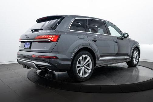 2025 Audi Q7 55 Prestige