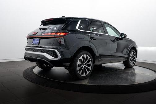 Mythos 2026 Audi Q3 S line