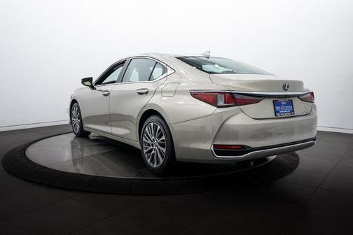 2021 Lexus ES 250 Base