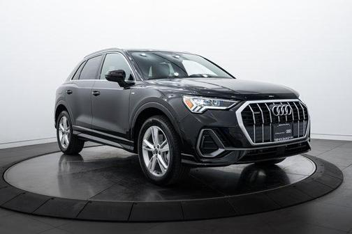 2024 Audi Q3 S line Premium