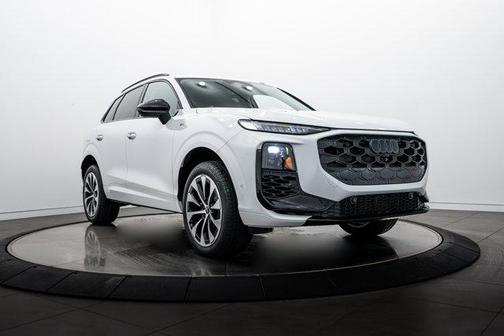 Glacier White 2026 Audi Q3 S line