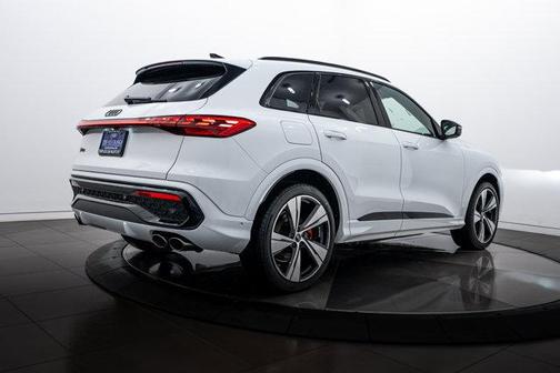 2025 Audi SQ5 3.0T Premium Plus