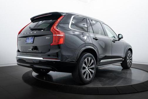 2023 Volvo XC90 Plus