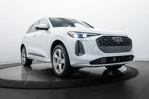 2025 Audi Q5 Premium Plus