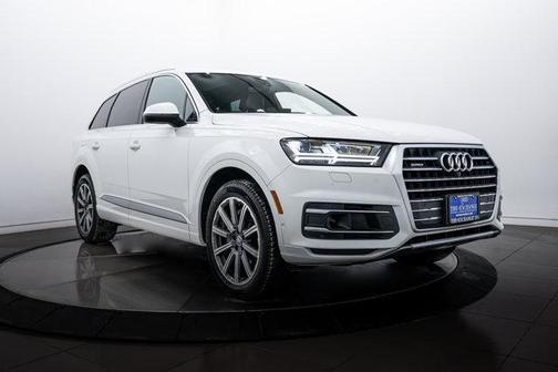 2019 Audi Q7 45 Premium Plus