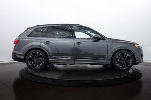2026 Audi Q7 55 Premium Plus