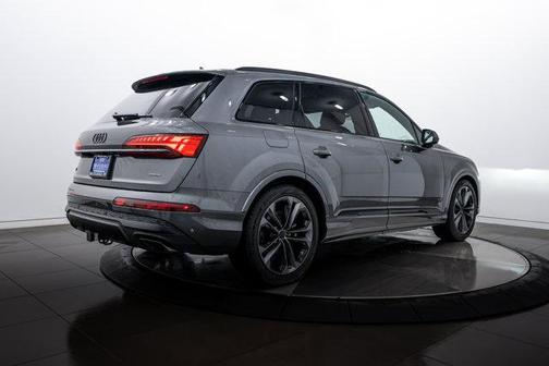 2026 Audi Q7 55 Premium Plus