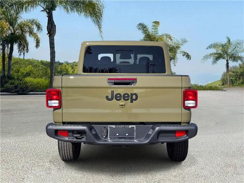 2026 Jeep Gladiator Sport