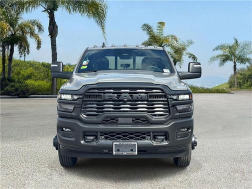 Ceramic Gray Clearcoat 2026 RAM 3500 Tradesman Crew Cab 4x4 8' Box