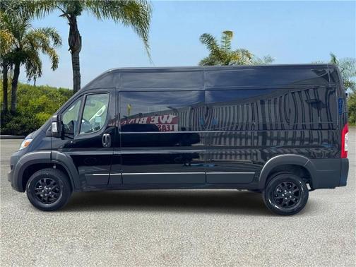 Black Clearcoat 2026 RAM ProMaster 2500 Window Van High Roof
