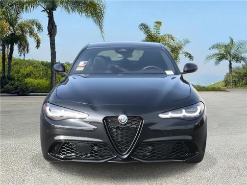 2025 Alfa Romeo Giulia 