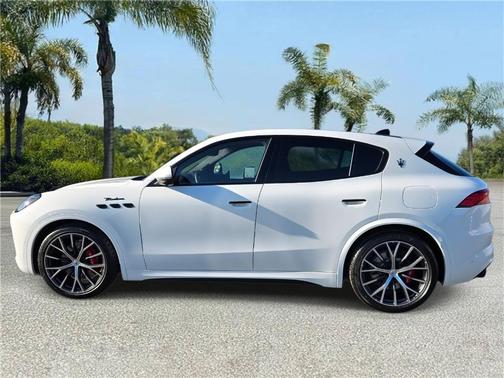 2026 Maserati Grecale Modena