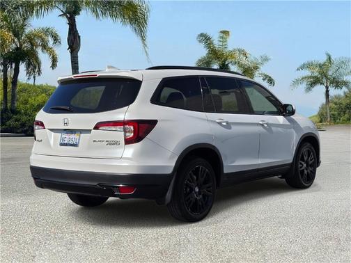 2022 Honda Pilot Black Edition