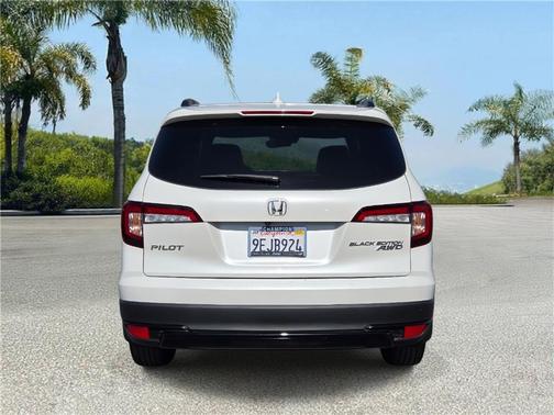 2022 Honda Pilot Black Edition