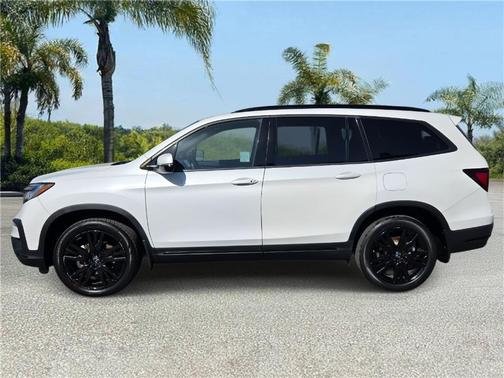2022 Honda Pilot Black Edition