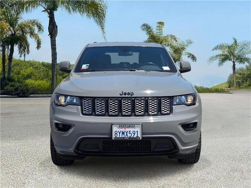 2021 Jeep Grand Cherokee Laredo