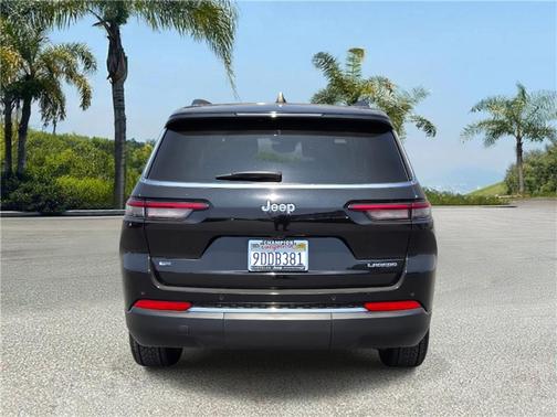 2023 Jeep Grand Cherokee L Laredo