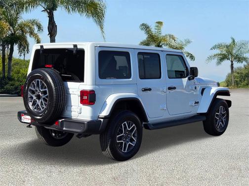 2025 Jeep Wrangler Sahara