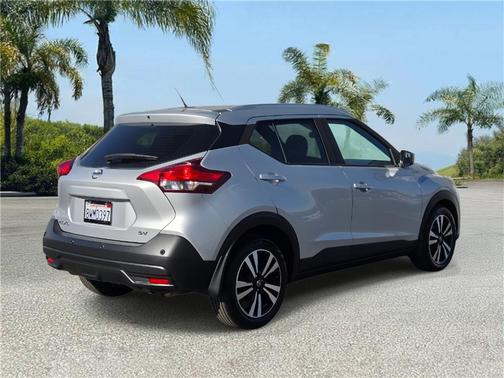 2020 Nissan Kicks SV