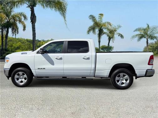 Bright White Clearcoat 2022 RAM 1500 Big Horn/Lone Star
